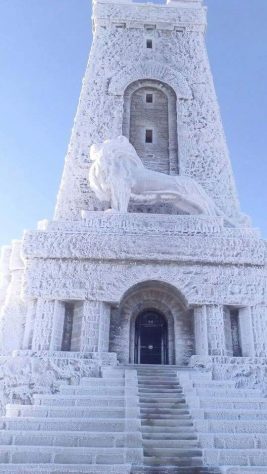 4392_shipka_memorial_in_winter